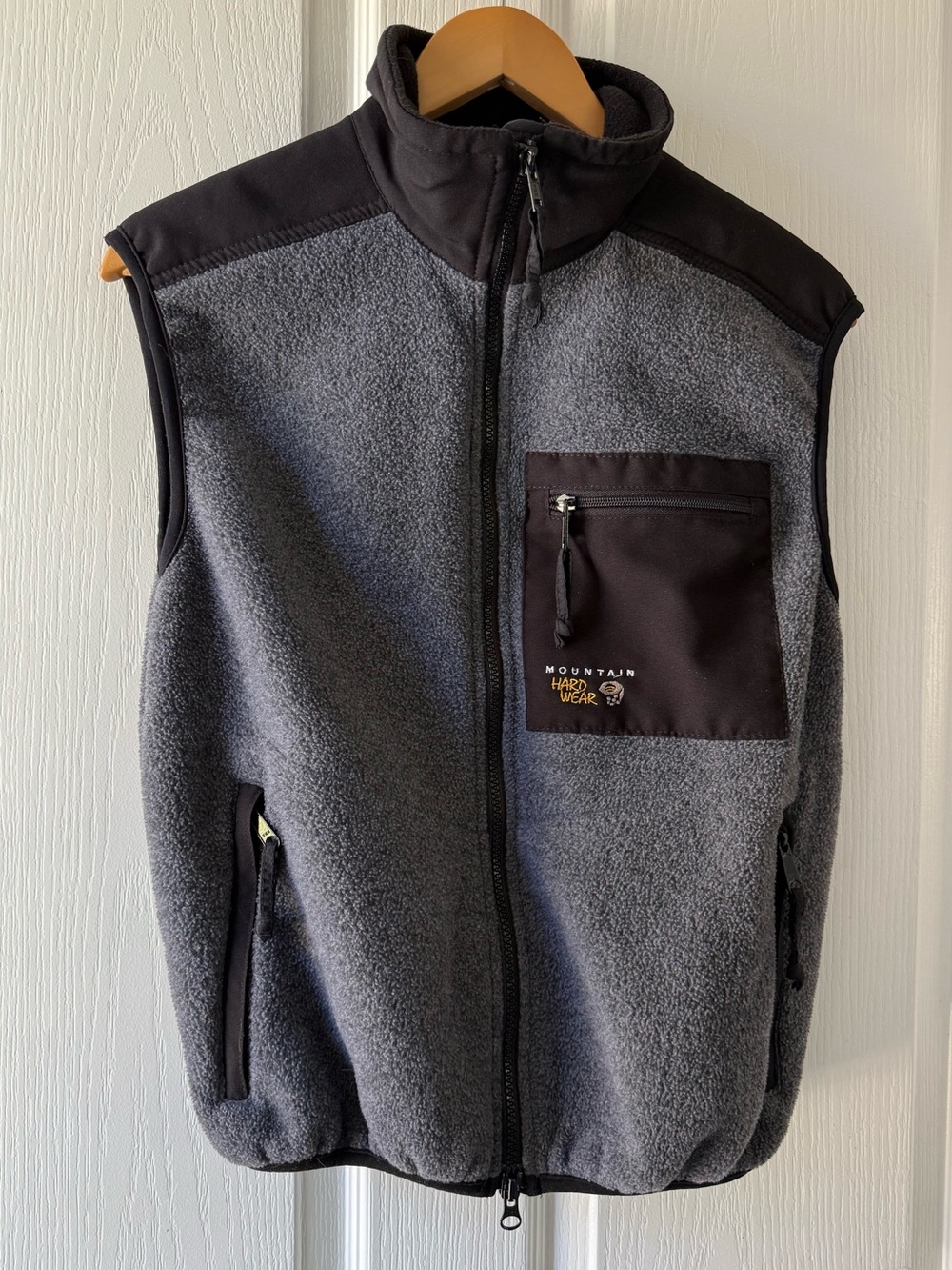 Vintage Mountain Hardwear Men's Polartec  Charcoal Gray Fleece Vest S